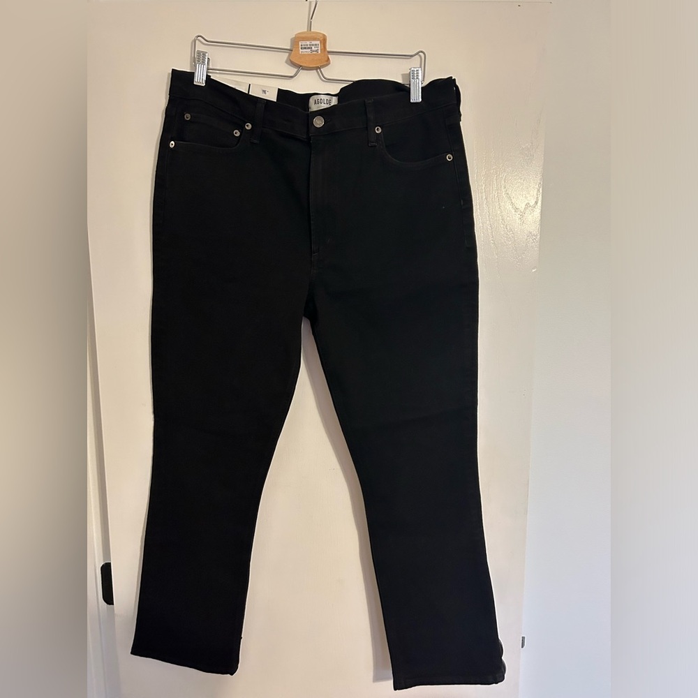 NWT Agolde Merrel Jean size 33